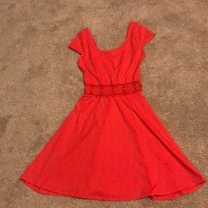 Red/pink dress